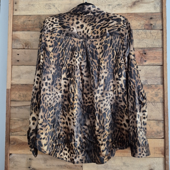 L'Agence Tyler Silk Leopard Print Blouse Button Up Shirt - Picture 6 of 12